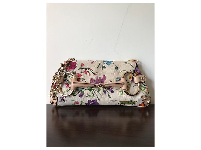 Gucci flora - vista 2