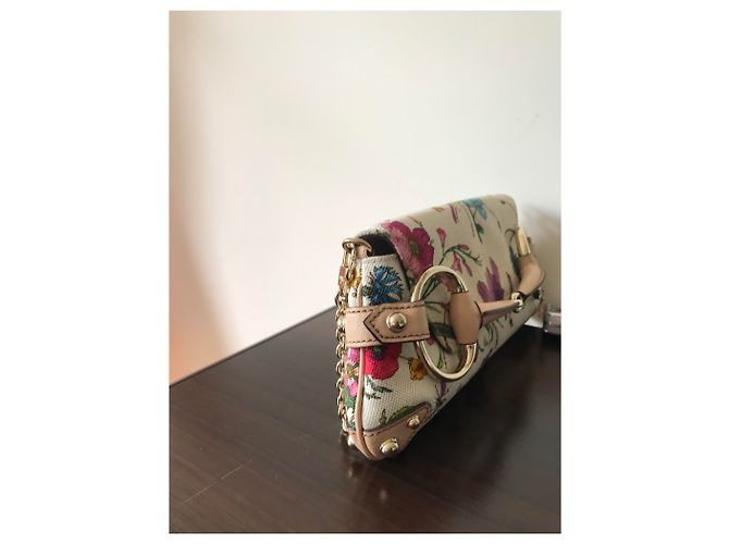 Gucci flora - vista 6