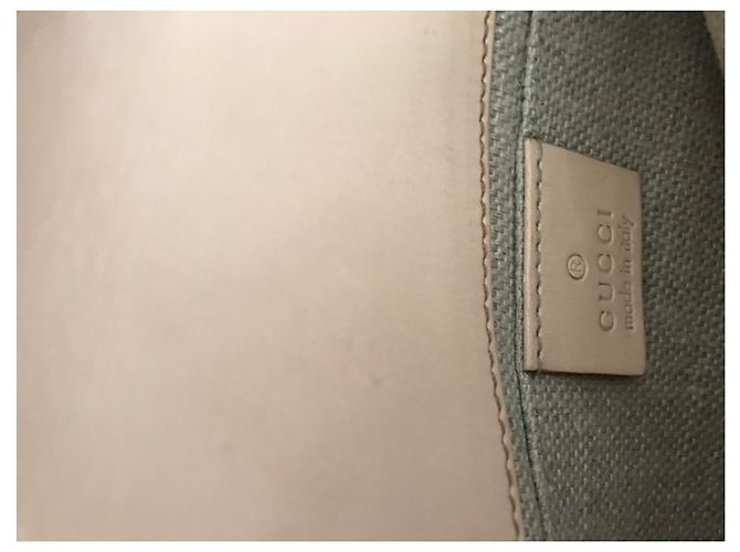 Gucci flora - vista 8