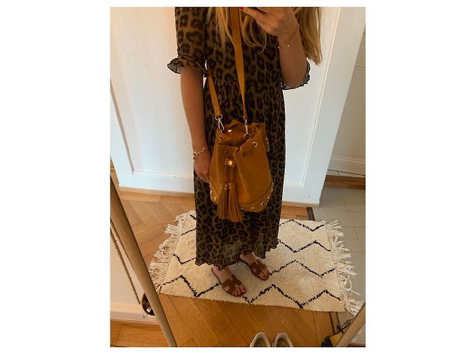 Saco bucket Sandro bege em couro e nubuck Castanho claro - vista 3
