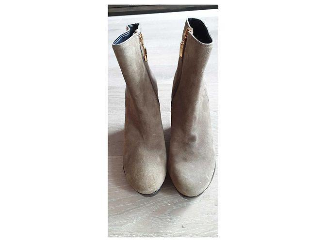 Diane Von Furstenberg Botas de cuña de ante gris DVF Gris pardo - vista 2