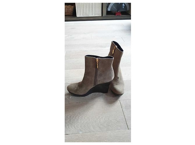Diane Von Furstenberg Botas de cuña de ante gris DVF Gris pardo - vista 3