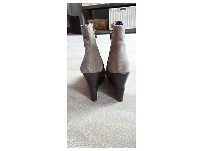 Diane Von Furstenberg Botas de cuña de ante gris DVF Gris pardo - vista 5