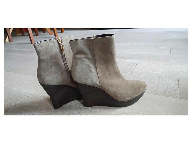 Diane Von Furstenberg Botas de cuña de ante gris DVF Gris pardo - vista 6