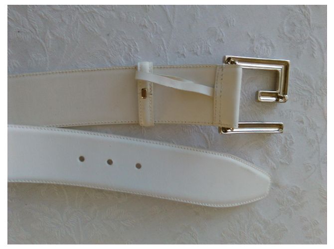 Gucci breiter Ledergürtel in Weiß mit silberner Schnalle 65 cm - Ansicht 6