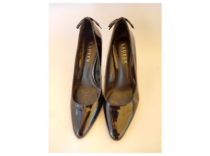 Décolleté Ralph Lauren in vernice nera con tacco 7cm - vista 2