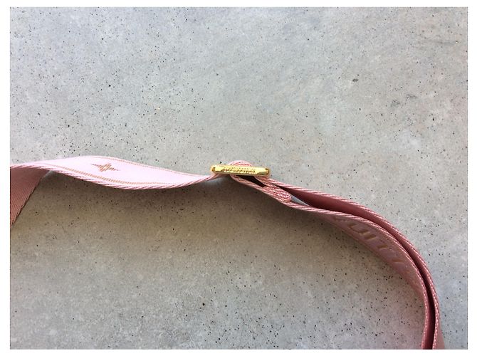 Multi Pochette Louis Vuitton Tracolla multi-tasca Rosa - vista 4