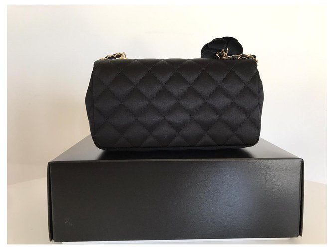 Trendy CC Chanel Borsa a tracolla piccola Nero - vista 8