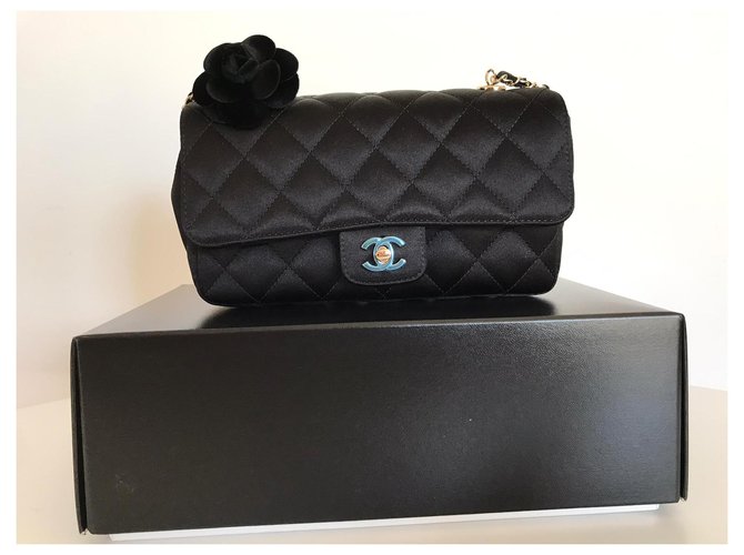 Trendy CC Chanel Borsa a tracolla piccola Nero - vista 9