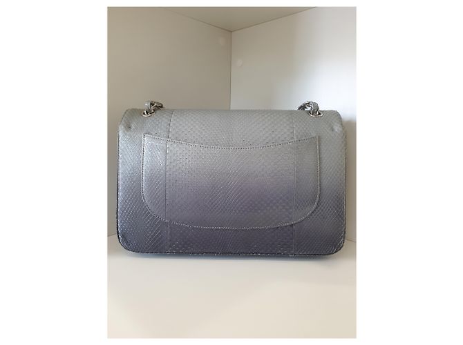 Timeless Borsa Chanel Classic Jumbo in Pitone Blu - vista 3