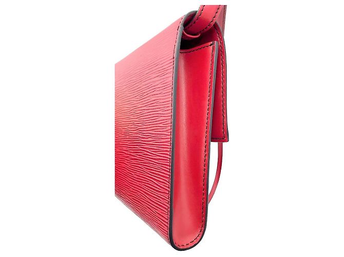 Louis Vuitton Arche Epi Rouge Borsa a tracolla in pelle rossa Rosso - vista 4
