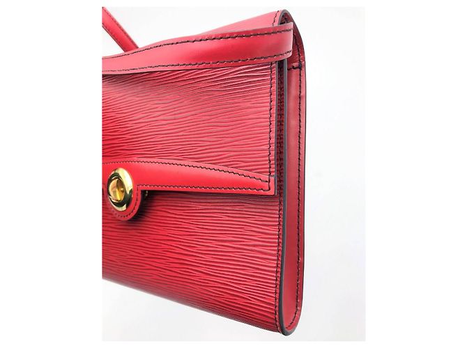 Louis Vuitton Arche Epi Rouge Borsa a tracolla in pelle rossa Rosso - vista 5