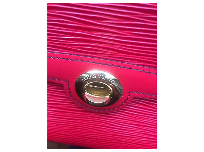 Louis Vuitton Arche Epi Rouge Borsa a tracolla in pelle rossa Rosso - vista 8