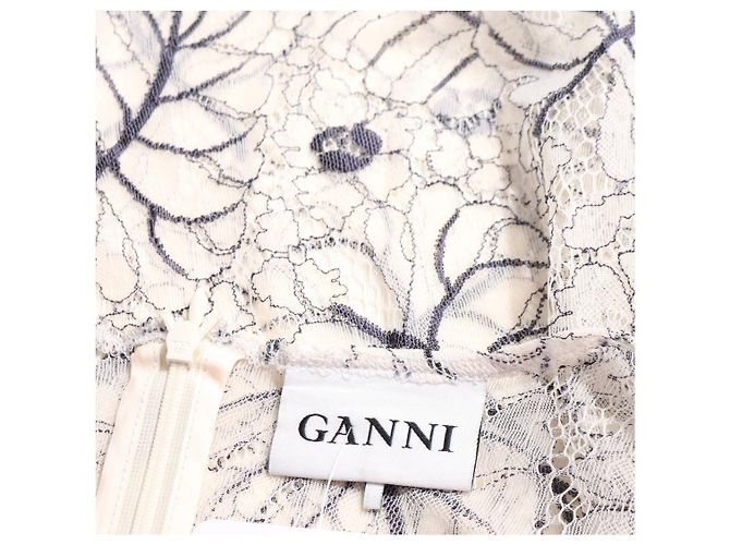 Blusa de renda Ganni marfim e roxo - vista 3