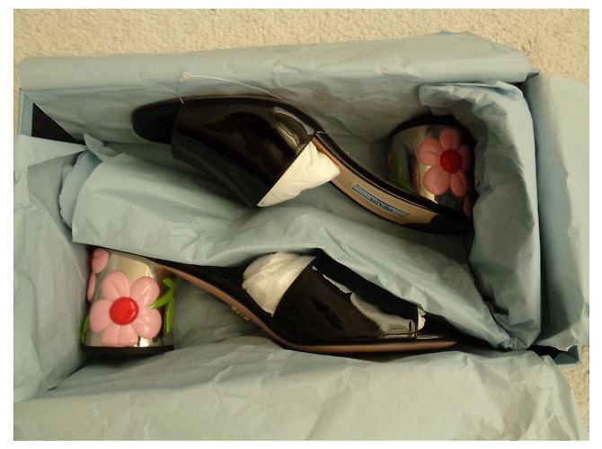 Prada Mules aus Lackleder Schwarz Zehen offen 39 - Ansicht 4