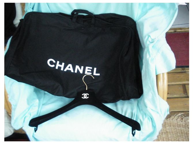 Chanel Capa protetora Preto - vista 6