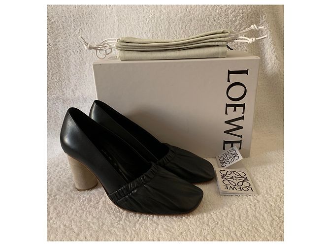 Loewe Elastische schwarze Lederpumpe - Ansicht 11