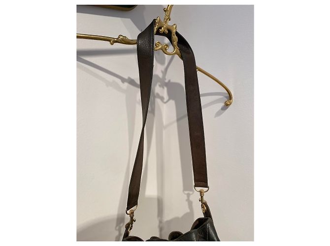 Borsa a secchiello Chanel in pelle trapuntata marrone scuro - vista 5
