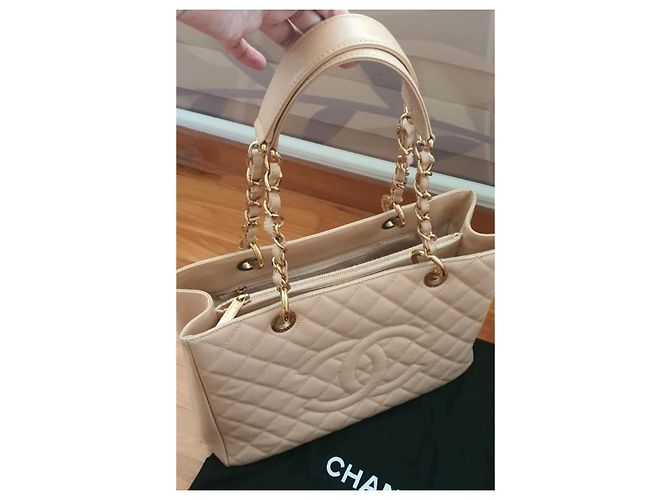 Borsa shopping Chanel Beige Caviar GST GHW - vista 3