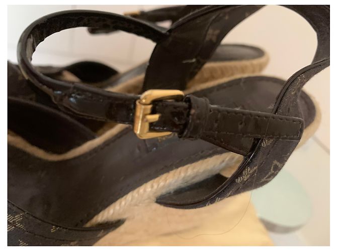 Mule con zeppa Louis Vuitton beige in tessuto - vista 3