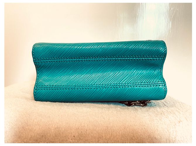 Louis Vuitton Twist PM Turchese - vista 4