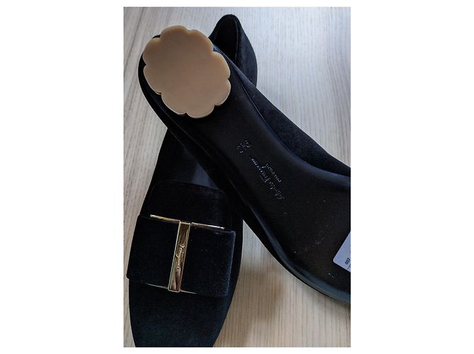 Ballerine Salvatore Ferragamo Sarno in velluto nero - vista 2