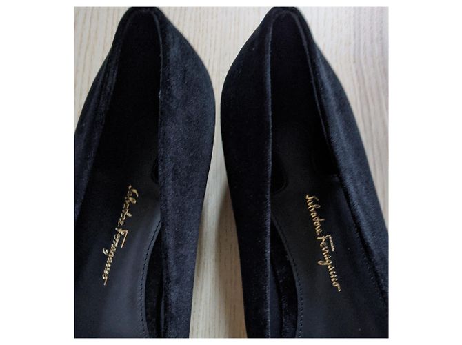Ballerine Salvatore Ferragamo Sarno in velluto nero - vista 7