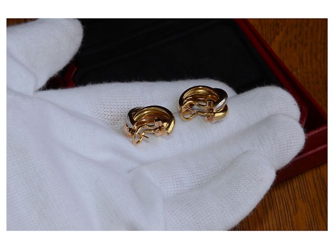 Love Orecchini Cartier Trinity in oro bianco, oro giallo e oro rosa - vista 4