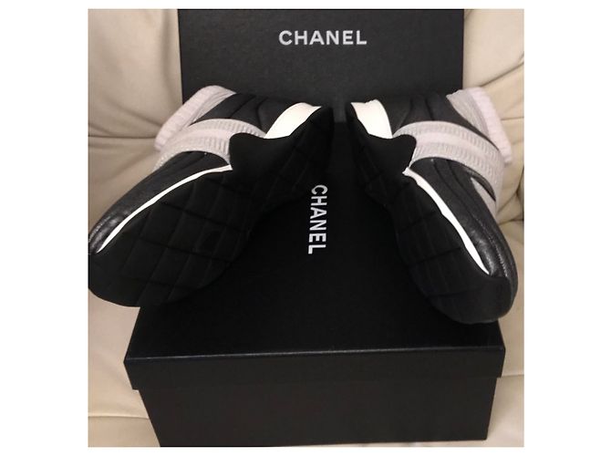 Sneakers a calza Chanel Argento Grigio Grigio antracite - vista 2