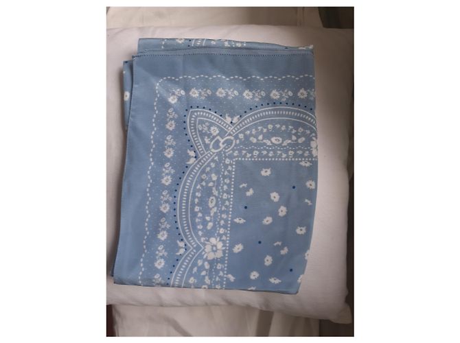 Gerard Darel Seidentuch Hellblau 80x80 - Ansicht 4
