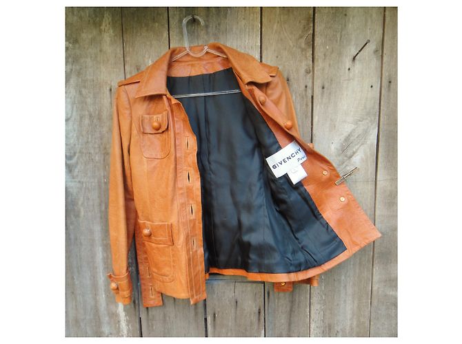 Vintage Givenchy Jacke aus Lammfell t 38 Orange - Ansicht 4