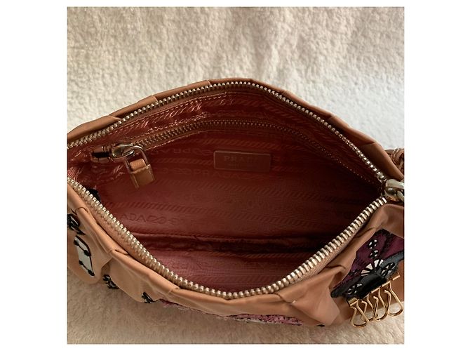Prada Petit sac en nylon poudre noire - vue 10