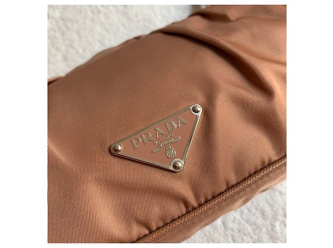 Prada Petit sac en nylon poudre noire - vue 5
