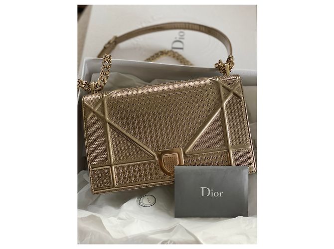 Christian Dior Diorama - view 9