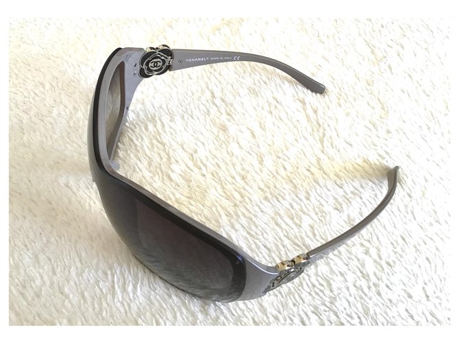 Chanel Camelia floreale Nero Grigio - vista 6