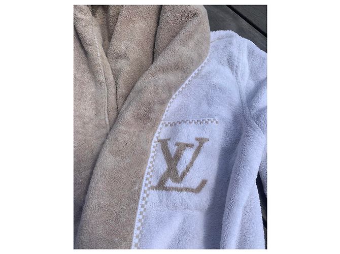 Louis Vuitton Pantaloncini da uomo Bianco sporco - vista 3