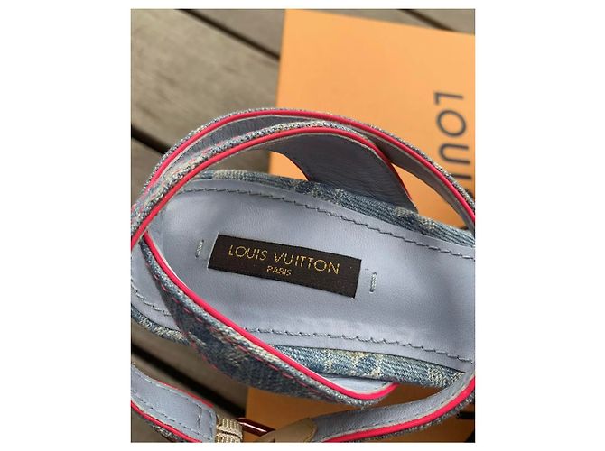 Louis Vuitton Mules compensées Bleu clair - vue 3