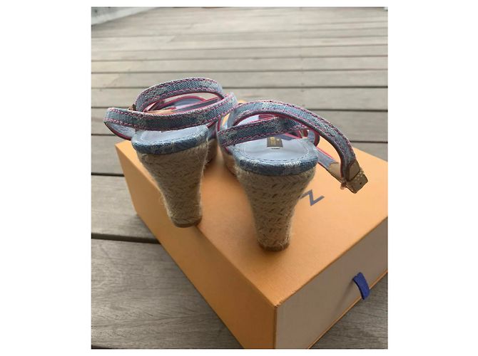 Louis Vuitton Mules compensées Bleu clair - vue 6