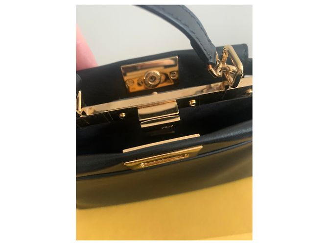 Fendi Micro Peekaboo - vista 4