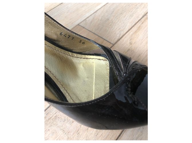 Dolce & Gabbana VERO CUOIO Tacchi alti. Nero D'oro - vista 4