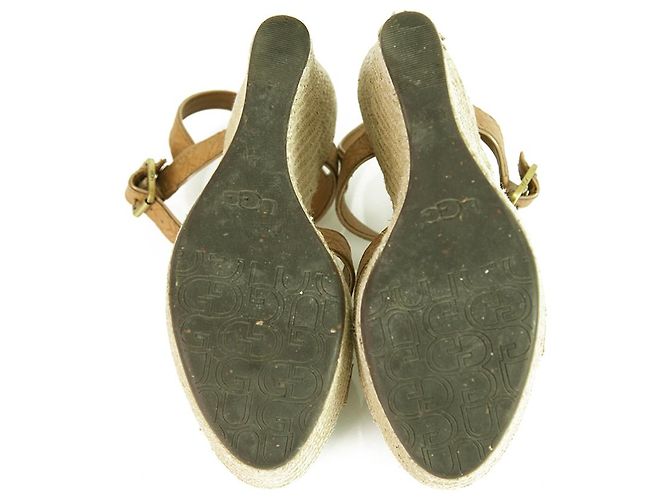 Ugg Australia Jasmine Embossed Tan Leather Wedge Heel Sandal Platform Chaussures 40 Beige - vue 3