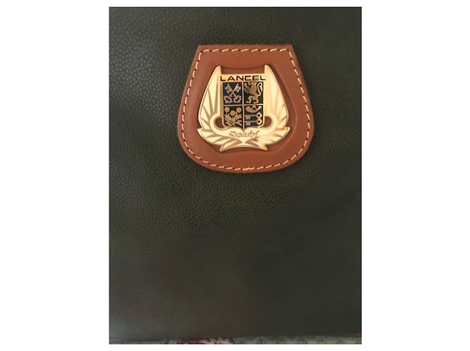 Beauty case Lancel in pelle verde oliva Verde scuro - vista 5
