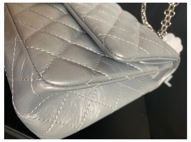 Chanel Reissue 2.55 Dimensioni pelle di vitello invecchiata 226 Metallico - vista 4