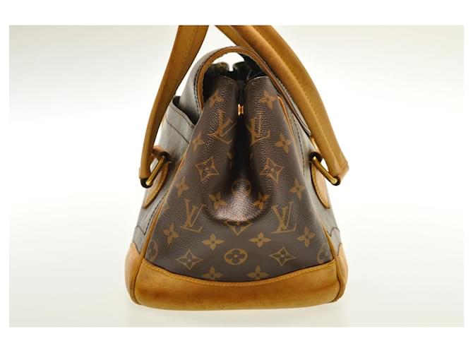 Louis Vuitton Beverly Castaño - vista 5