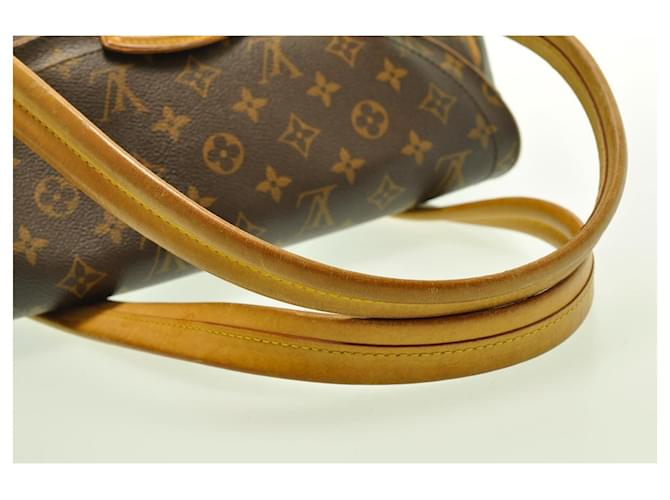 Louis Vuitton Beverly Castaño - vista 7