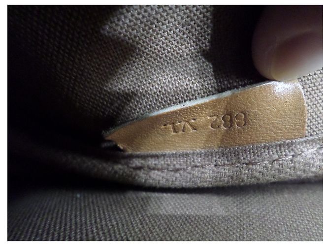 Louis Vuitton Saumur MM Braun - Ansicht 11