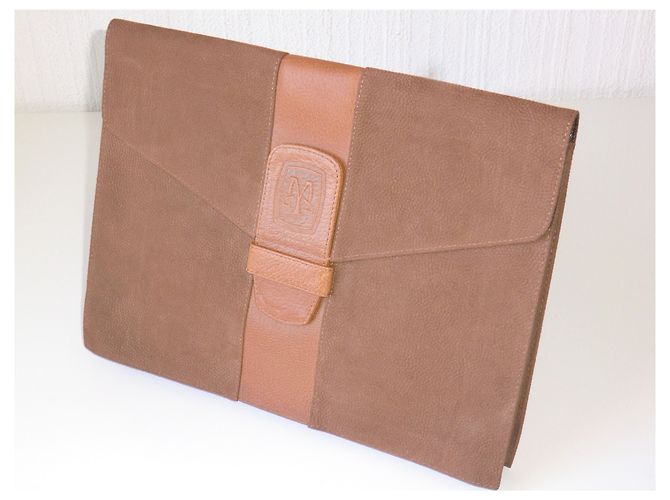 Ensemble collector de chez pierre Cardin Caramel - vue 8