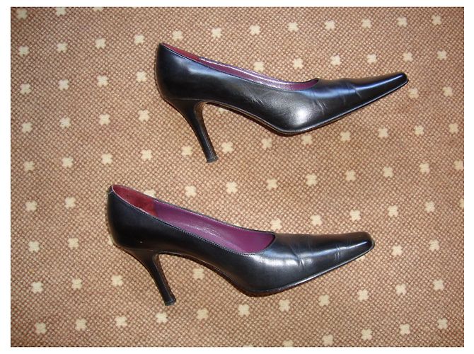 Décolleté Carven in pelle nera a punta quadrata Nero - vista 4