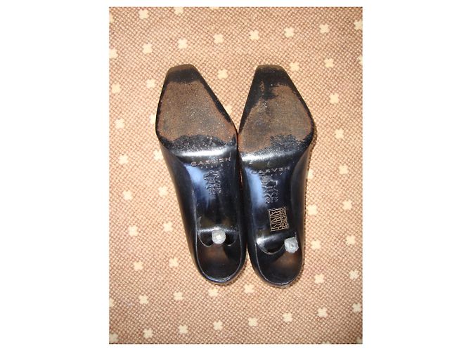 Décolleté Carven in pelle nera a punta quadrata Nero - vista 5