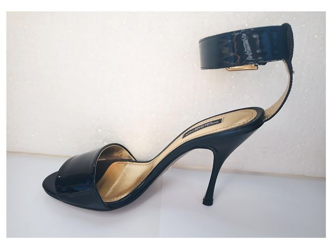 Sandali con tacco Dolce & Gabbana in vernice nera Nero - vista 9